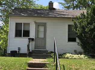 3802 Sturdevant St, Davenport, IA 52806
