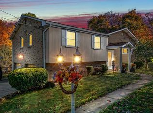 100 Jellison Dr, Coraopolis, PA