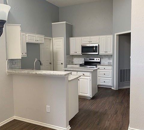 Golden Grove Kitchen