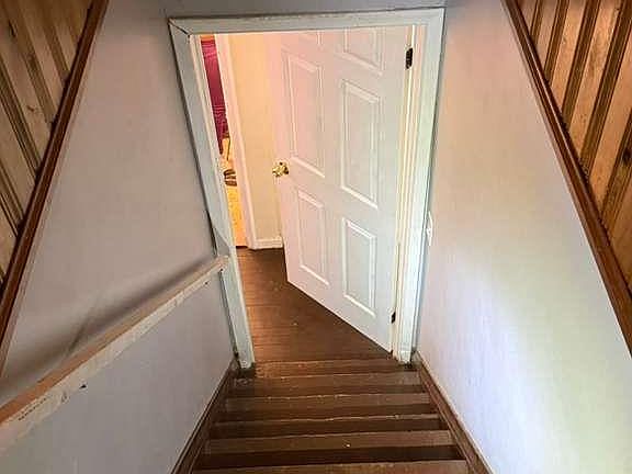 2nd image of 11366 Ward St