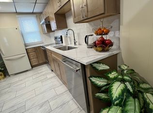 7902 Richfield Rd, Springfield, VA 22153