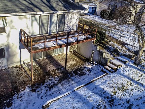 5th image of 60385 Pembrook Ln