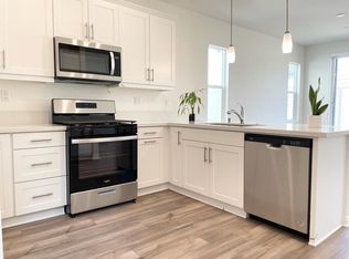 232 Bonita Ln, Rialto, CA 92376