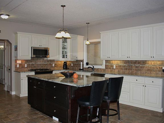4th image of 465027 Range Road 63a