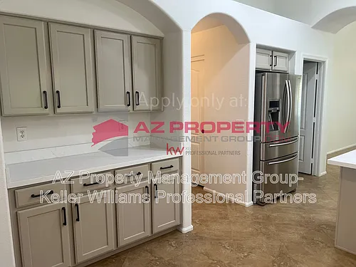 3706 E Potter Dr Photo 1