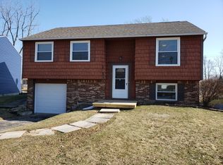 5470 Brook Point Rd, Toledo, OH 43611