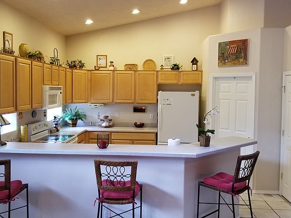 5th image of 8819 Corona Ave NE