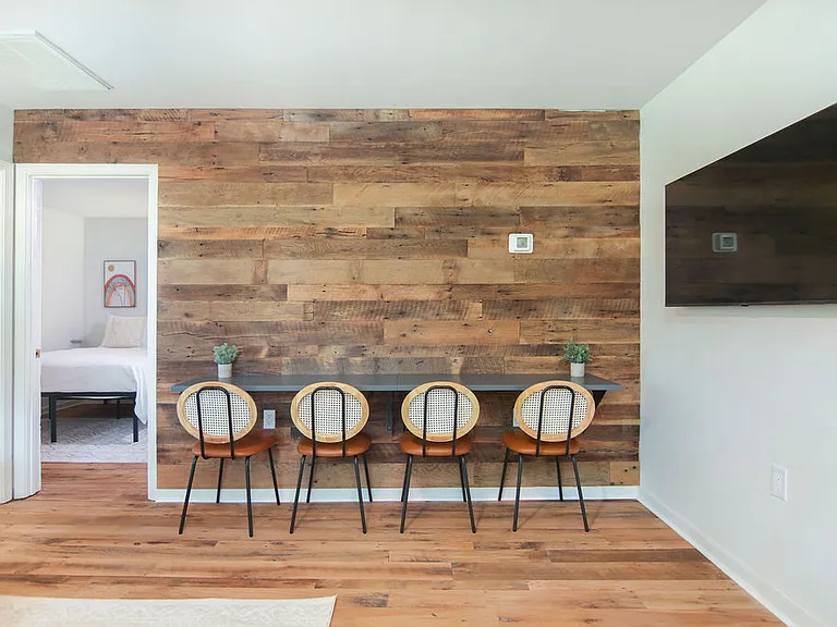 4208 S Rhett Ave #E — Photo 11