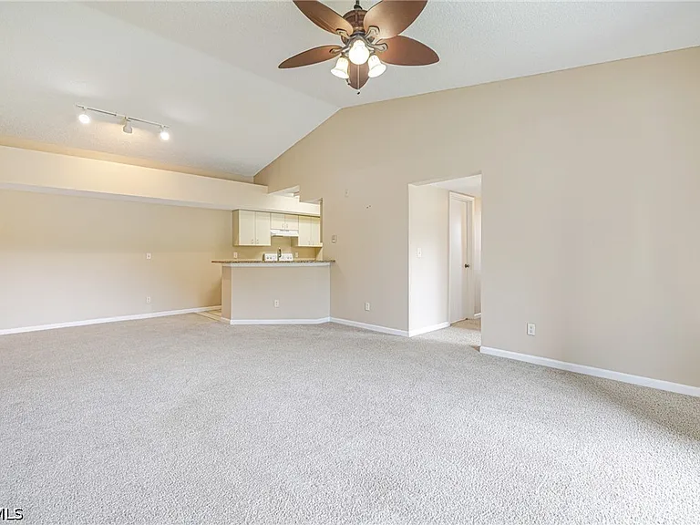 13515 Eagle Ridge Dr #524 — Photo 20