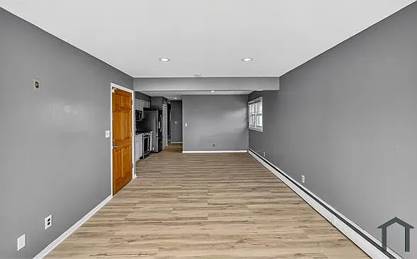 217 Orange Ave #2R — Photo 6