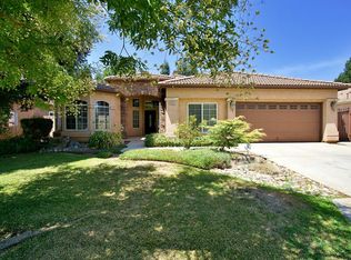 9345 N Jade Ave, Fresno, CA 93720
