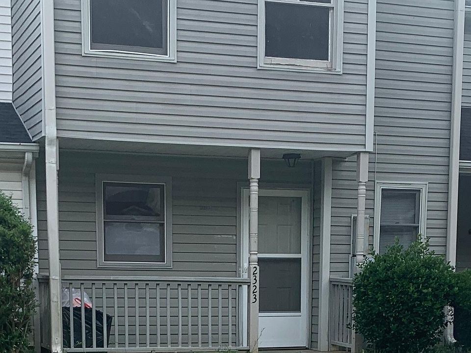 1st image of 2323 Wellington Cir