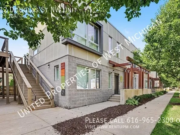 612 Douglas St NW Unit F, Grand Rapids, MI 49504