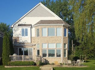 4307 Creedmore St, Commerce Township, MI 48382
