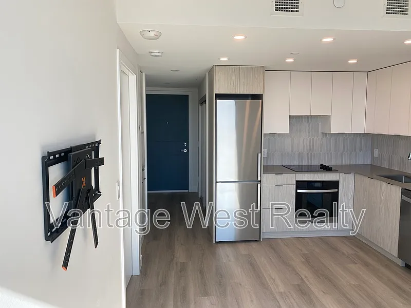 1 bed, 1.0 bath, $2,095 — Photo 4
