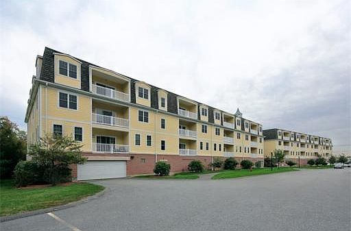 2nd image of 2 Arden Mills Way Unit 2301