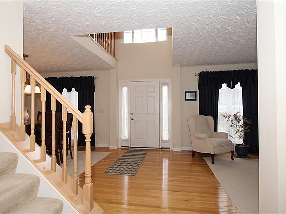 2nd image of 1167 Thornberry Ct