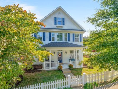 1891 Clay Dr, Crozet, VA, 22932