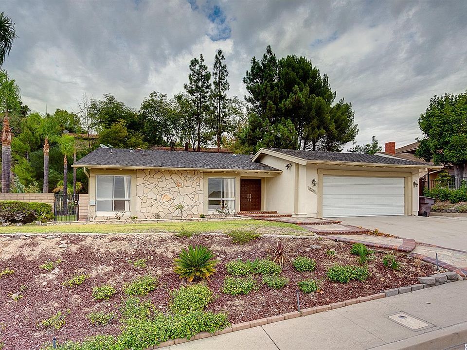 1st image of 3267 Kirkham Dr