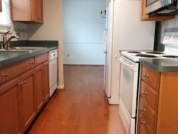 4th image of 9983 Winlake Dr