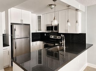 488 NW 165th Street Rd APT B112, Miami, FL 33169