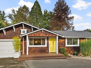9220 Sand Point Way NE, Seattle, WA 98115