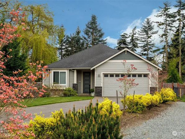 11018 Morning Side Drive E, Puyallup, WA 98372