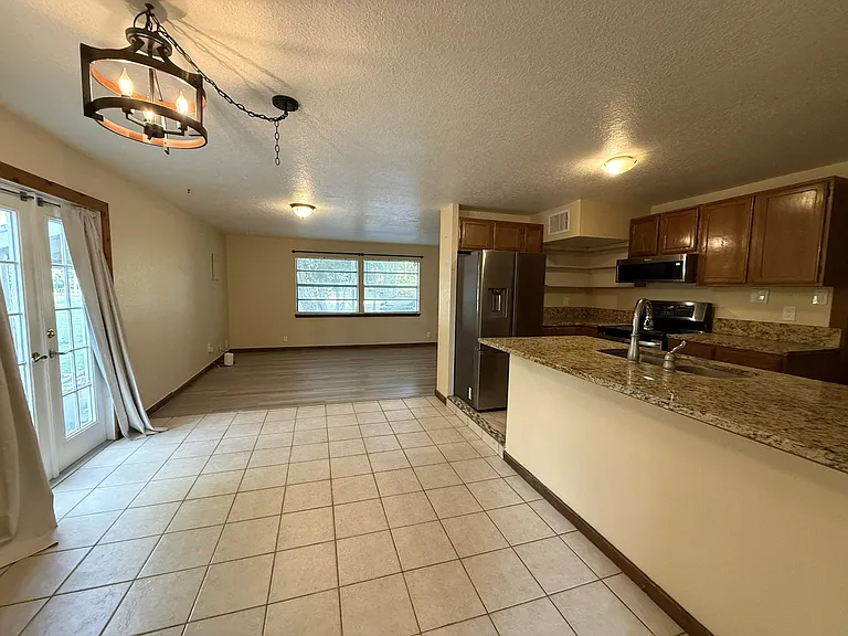 17503 30th Ln N — Photo 3