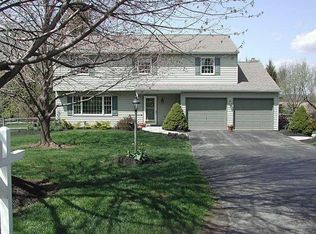 100 Evergreen Dr, Downingtown, PA 19335