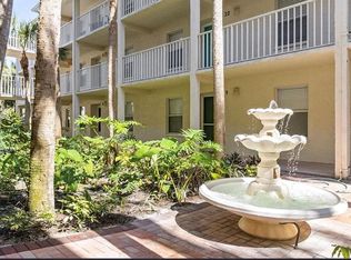 7294 Cloister Dr APT 23, Sarasota, FL 34231