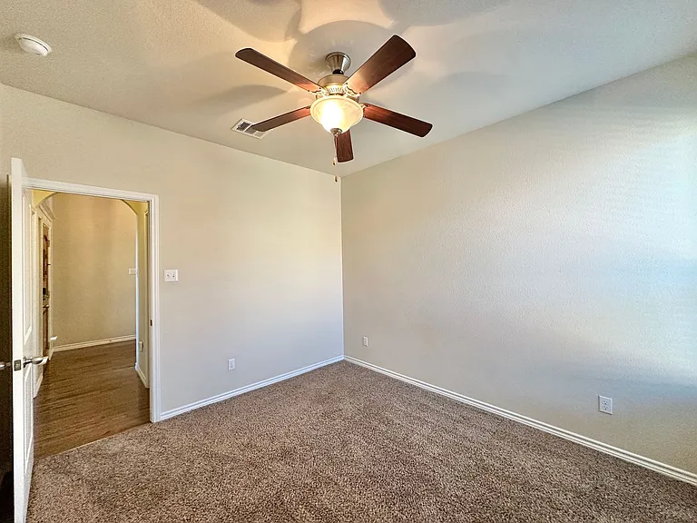 3383 Vineyard Trl — Photo 40