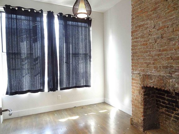 4th image of 18 Dodworth St APT 1L