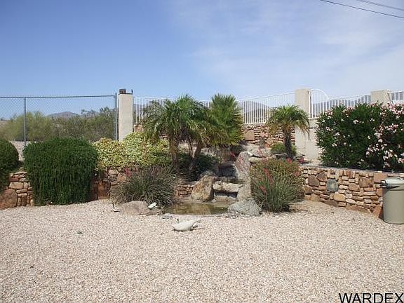 4th image of 3847 Comet Dr