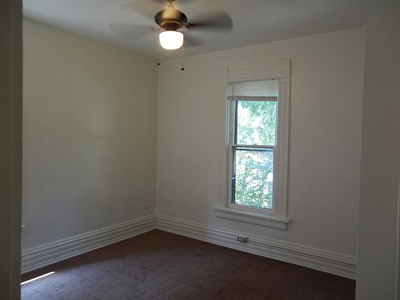 4th image of 1341 Highland St