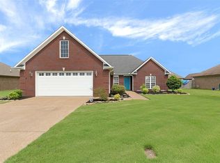 216 Sungate Dr, Medina, TN 38355