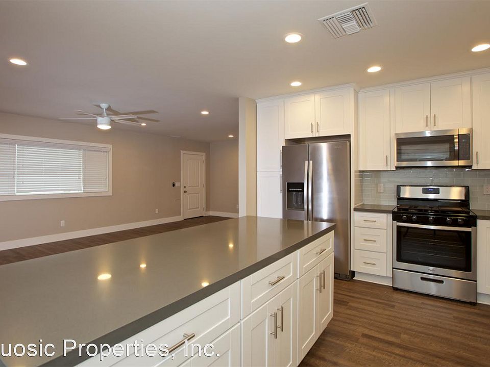 1st image of 5045-47 Campanile Dr