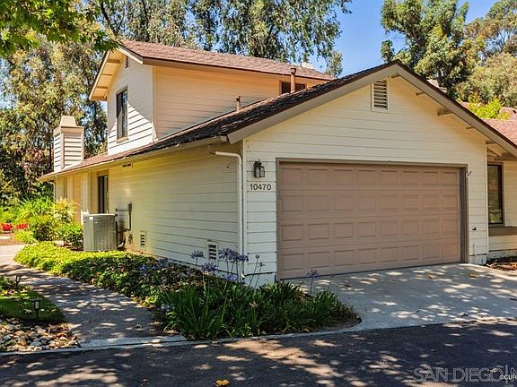 3rd image of 10470 Ridgewater Ln