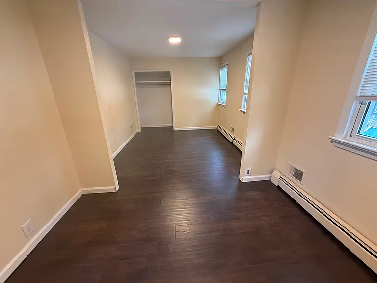 237 New Durham Rd — Photo 8