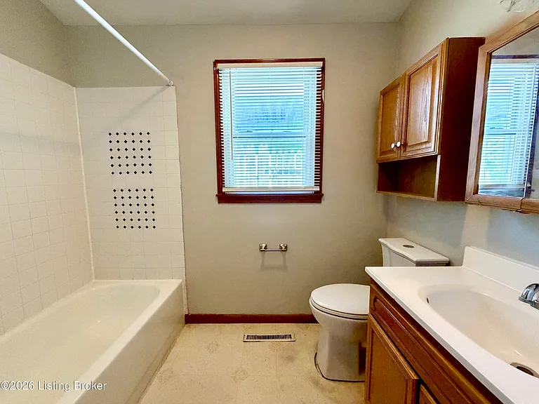 5210 Delaware Dr — Photo 8