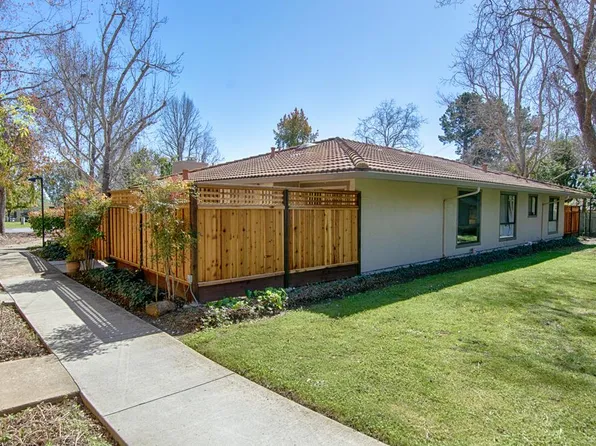 172 Peach Ter, Santa Cruz, CA 95060