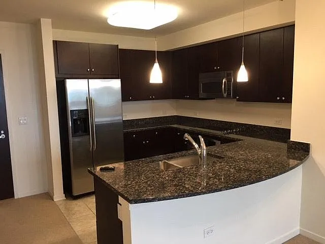 1 bed, 980 sqft, $2,800 — Photo 2