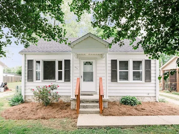 634 McElwain Ct, Bowling Green, KY 42101