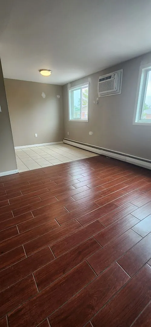 Taylor Court Apartments — Photo 3
