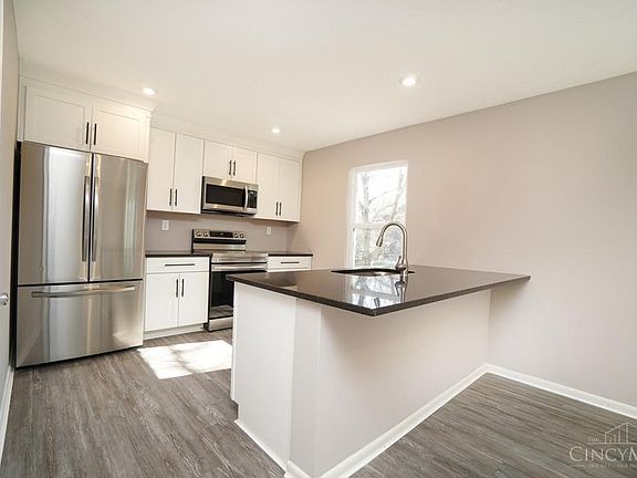 4th image of 1303 Deblin Dr