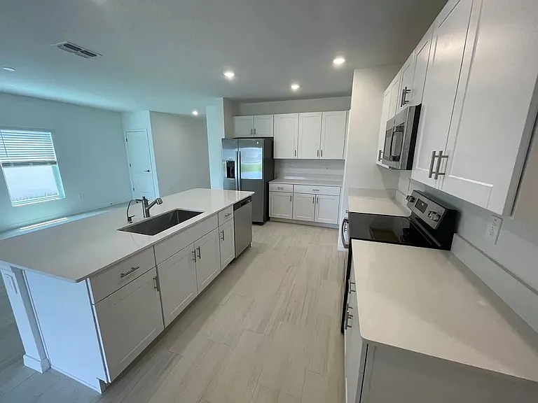 11524 Radiant Shore Loop — Photo 6