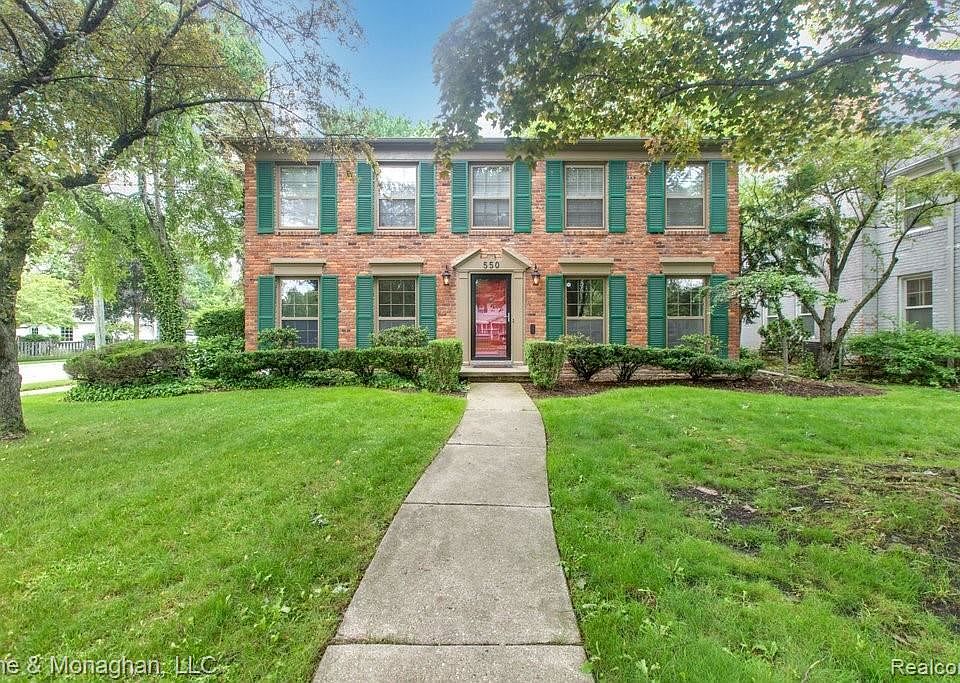 1st image of 550 Lakeland St