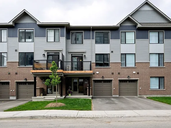 919 Dignity Pl, Ottawa, ON K4A 5R5