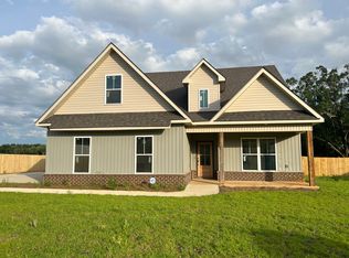 104 Conneway Ct, Enterprise, AL 36330