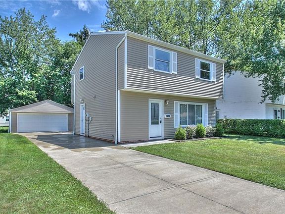 2nd image of 1013 E 348th St