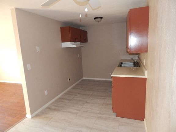 4th image of 420 N Cherrywood Ave APT 5